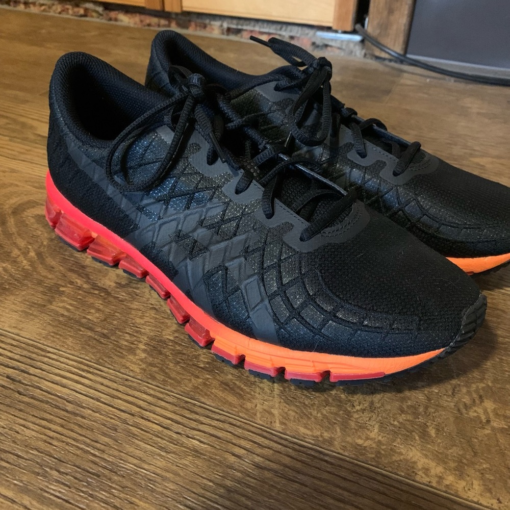 ASICS gel quantum 180